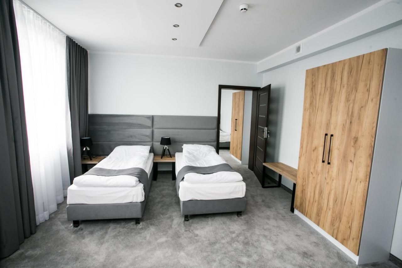 Hotel Tiffany Nowe Miasto Lubawskie Exterior foto