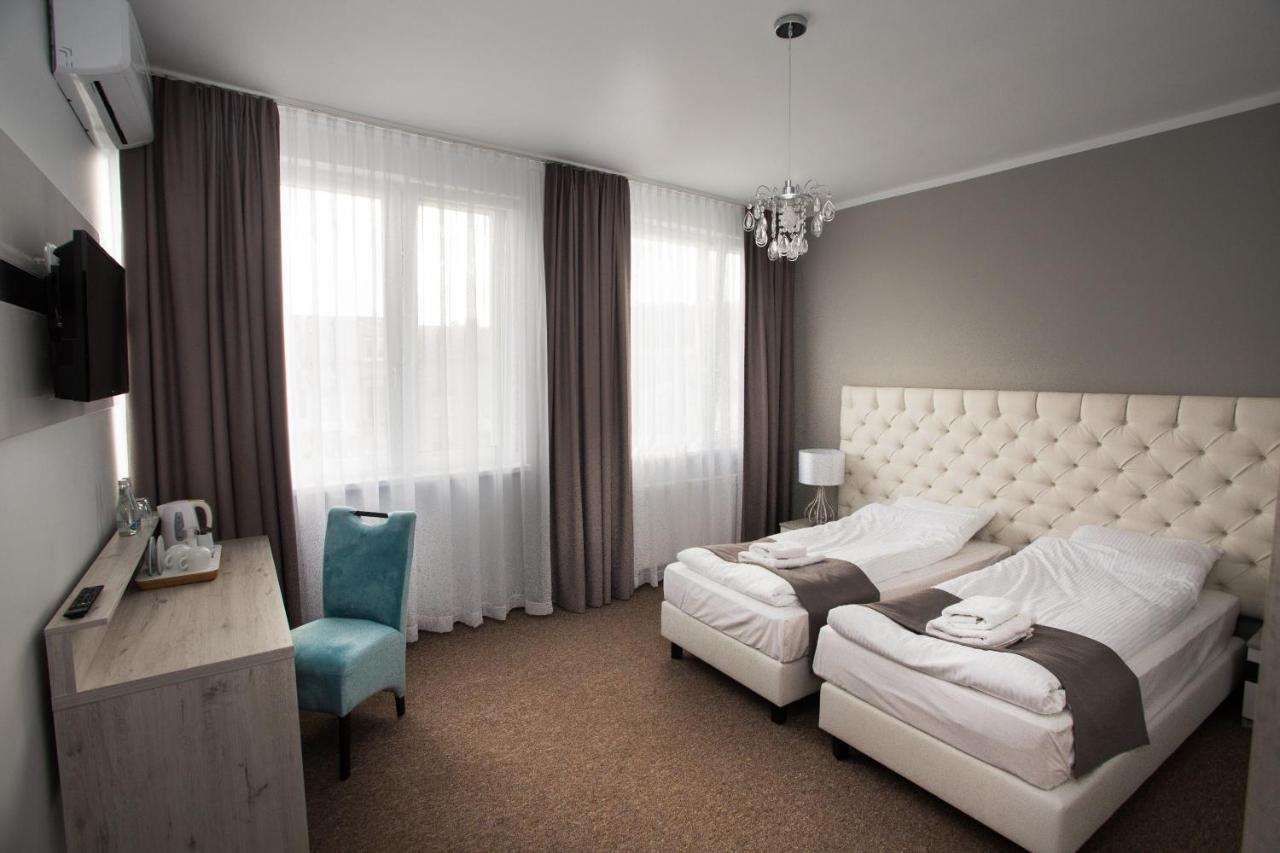 Hotel Tiffany Nowe Miasto Lubawskie Exterior foto